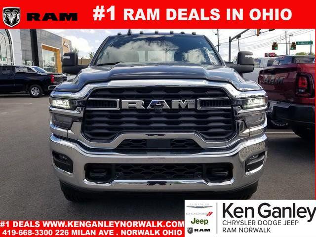 2026 RAM Ram 2500 RAM 2500 TRADESMAN CREW CAB 4X4 64 BOX