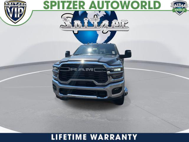2026 RAM Ram 3500 RAM 3500 TRADESMAN CREW CAB 4X4 8 BOX