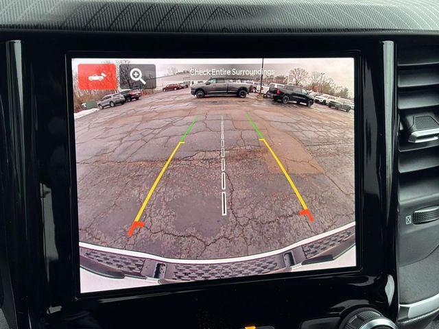 2026 Ram 1500 Express Crew Cab 4x4 5'7" Box