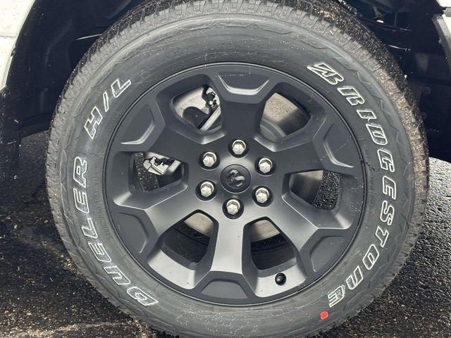 2026 Ram 1500 Express Crew Cab 4x4 5'7" Box