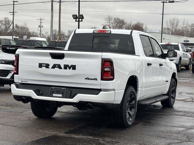 2026 Ram 1500 Express Crew Cab 4x4 5'7" Box