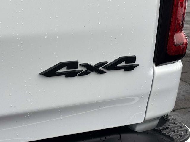 2026 Ram 1500 Express Crew Cab 4x4 5'7" Box