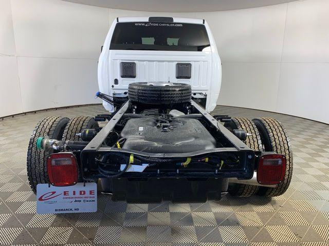 2026 RAM Ram 4500 Chassis Cab RAM 4500 TRADESMAN CHASSIS CREW CAB 4X4 60 CA