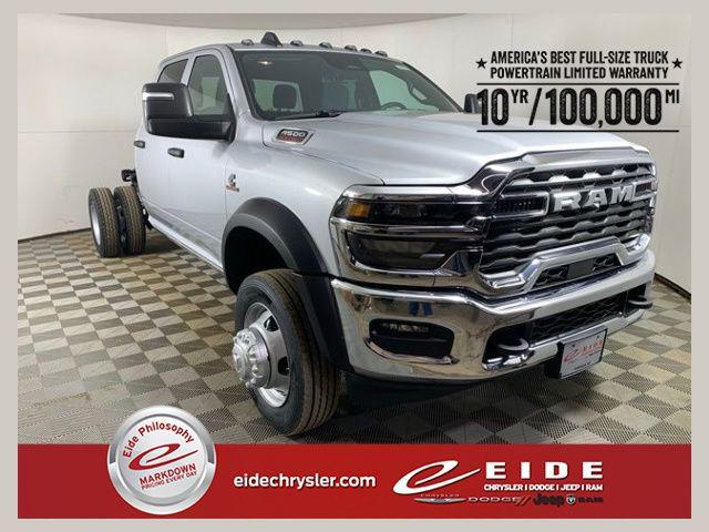 2026 RAM Ram 4500 Chassis Cab RAM 4500 TRADESMAN CHASSIS CREW CAB 4X4 60 CA