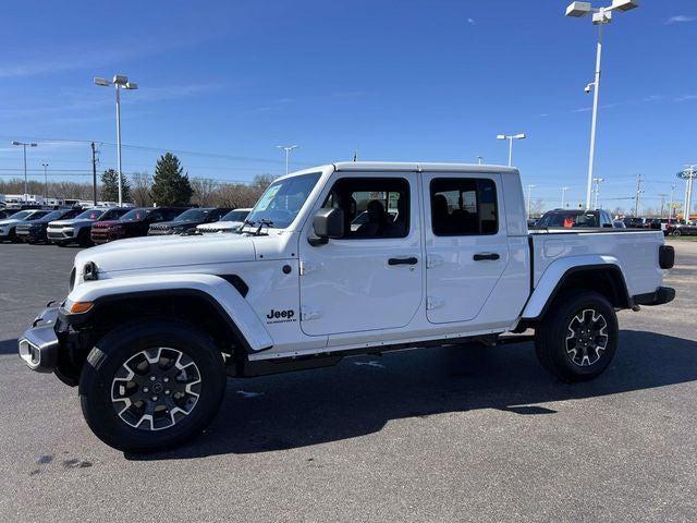 2026 Jeep Gladiator GLADIATOR SAHARA 4X4 2026 Jeep Gladiator GLADIATOR SAHARA 4X4