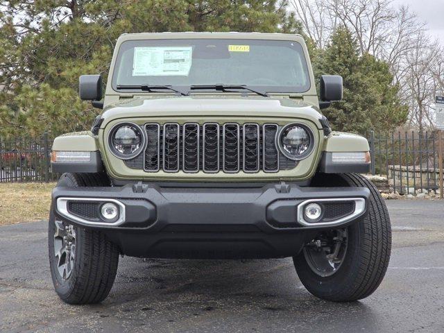 2026 Jeep Gladiator GLADIATOR SAHARA 4X4 2026 Jeep Gladiator GLADIATOR SAHARA 4X4