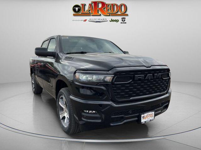 2026 RAM Ram 1500 RAM 1500 EXPRESS CREW CAB 4X2 57 BOX