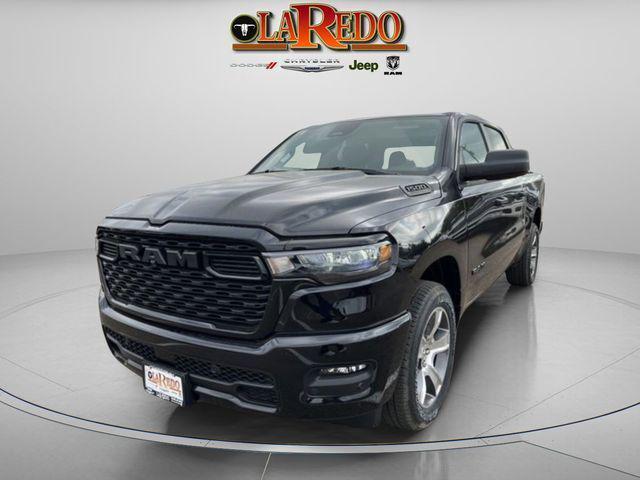 2026 RAM Ram 1500 RAM 1500 EXPRESS CREW CAB 4X2 57 BOX