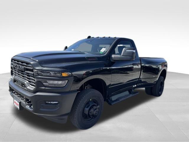 2026 RAM Ram 3500 RAM 3500 TRADESMAN REGULAR CAB 4X4 8 BOX