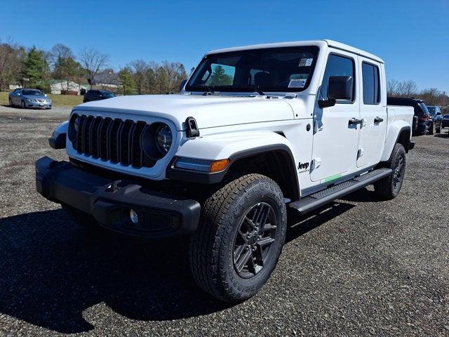 2026 Jeep Gladiator GLADIATOR SPORT S 4X4 2026 Jeep Gladiator GLADIATOR SPORT S 4X4