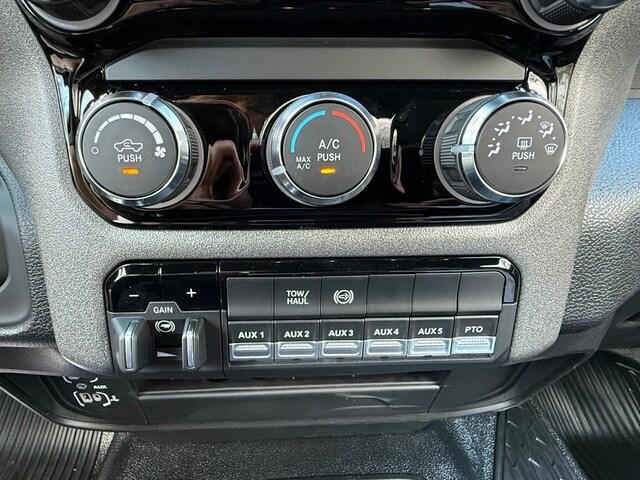 2026 Ram 5500 Chassis Cab Tradesman/Big Horn