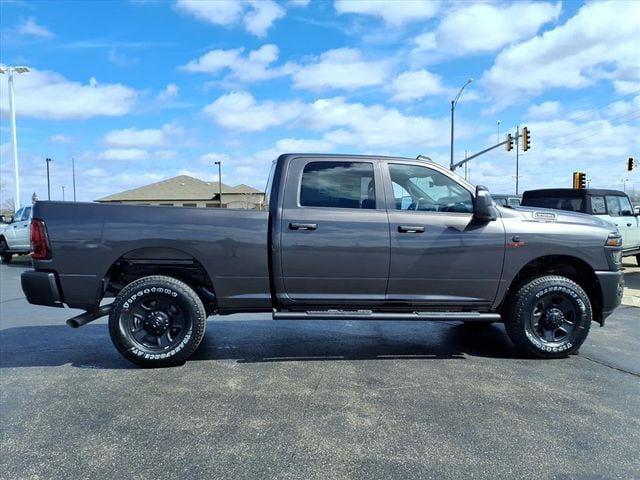 2026 RAM Ram 3500 RAM 3500 TRADESMAN CREW CAB 4X4 64 BOX