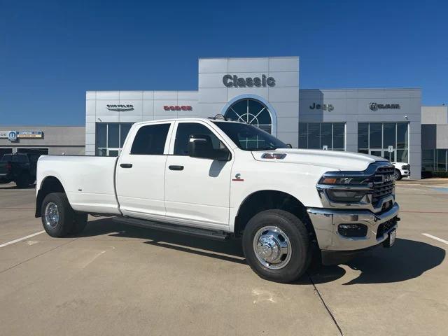 2026 RAM Ram 3500 RAM 3500 TRADESMAN CREW CAB 4X4 8 BOX