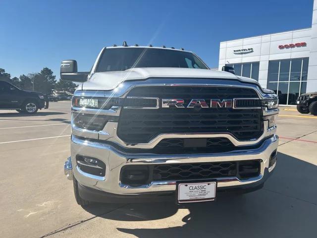 2026 RAM Ram 3500 RAM 3500 TRADESMAN CREW CAB 4X4 8 BOX