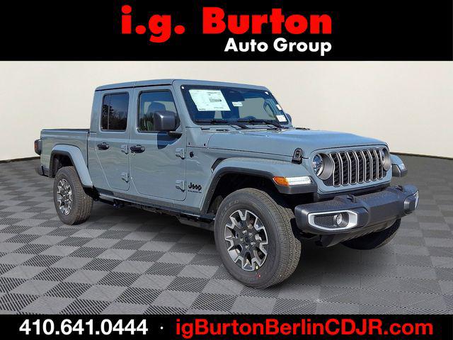 2026 Jeep Gladiator GLADIATOR SAHARA 4X4