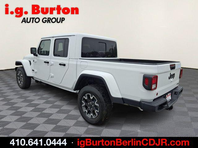 2026 Jeep Gladiator GLADIATOR SAHARA 4X4 2026 Jeep Gladiator GLADIATOR SAHARA 4X4