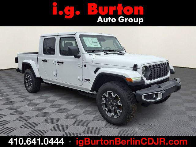 2026 Jeep Gladiator GLADIATOR SAHARA 4X4