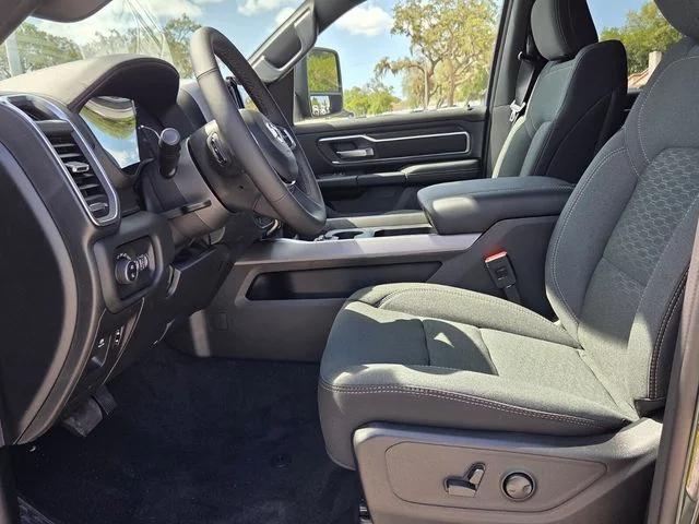 2026 Ram 1500 Big Horn Crew Cab 4x4 5'7" Box
