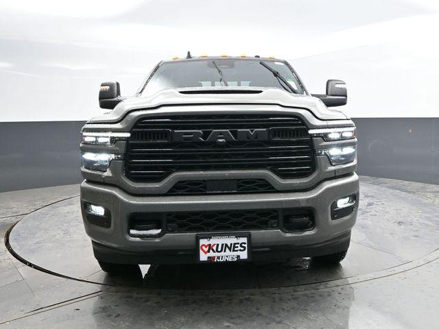 2026 RAM Ram 3500 RAM 3500 LARAMIE CREW CAB 4X4 8 BOX