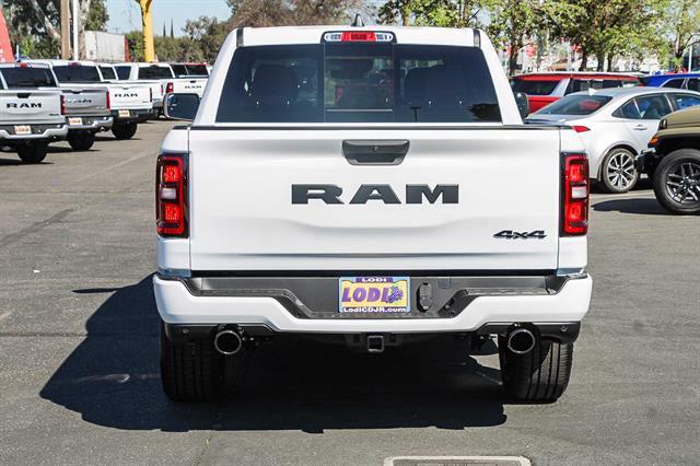 2026 RAM Ram 1500 RAM 1500 EXPRESS CREW CAB 4X4 57 BOX