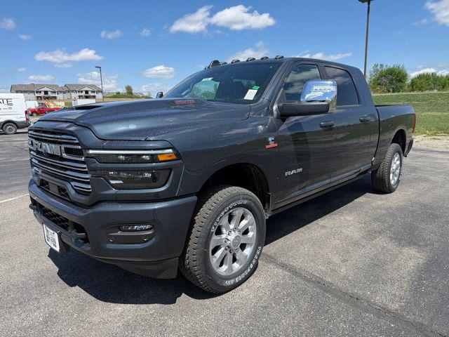 2026 RAM Ram 3500 RAM 3500 LARAMIE MEGA CAB 4X4 64 BOX
