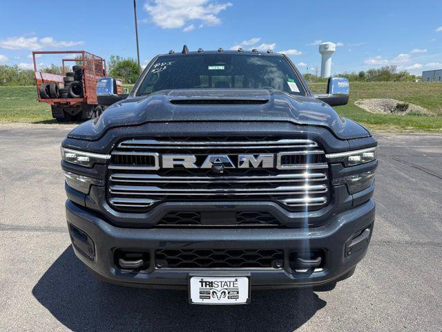 2026 RAM Ram 3500 RAM 3500 LARAMIE MEGA CAB 4X4 64 BOX