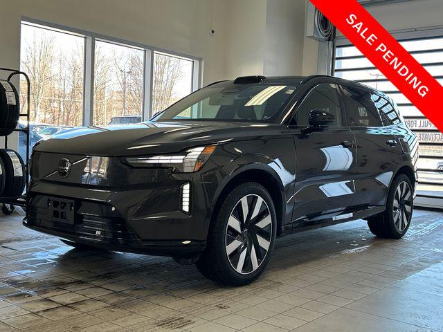 2025 Volvo X 90 Plus, Twin Motor Performance, Fully electric, 7 Seats for sale in Danbury, CT