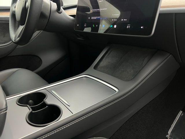 2025 Tesla Model Y Long Range Dual Motor All-Wheel Drive