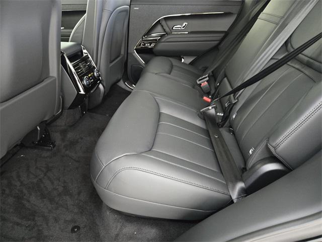 2026 Land Rover Range Rover Sport SE