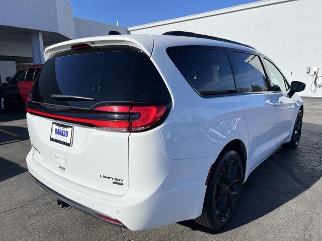 2023 Chrysler Pacifica Limited AWD