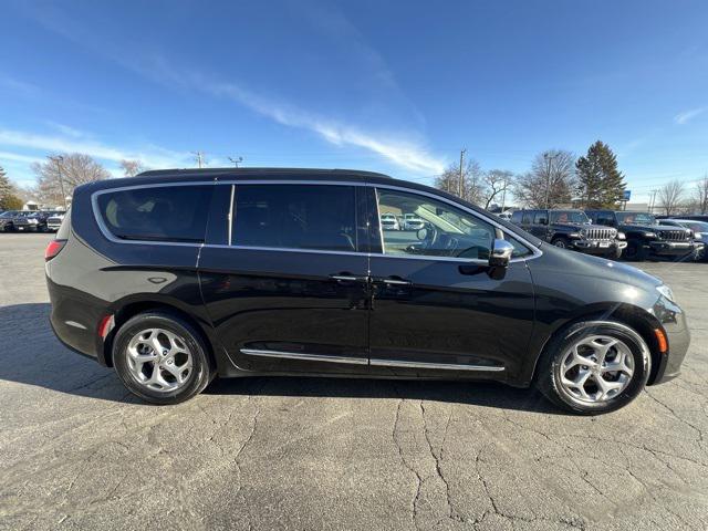 2023 Chrysler Pacifica Limited