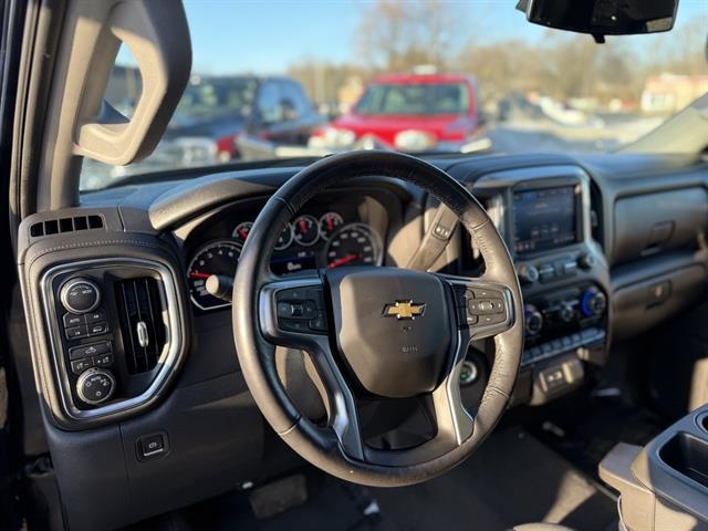 2022 Chevrolet Silverado 1500 4WD Crew Cab Short Bed LT with 2FL