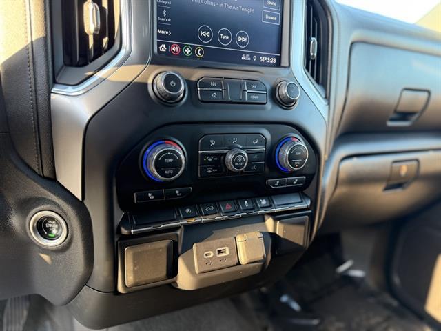2022 Chevrolet Silverado 1500 4WD Crew Cab Short Bed LT with 2FL