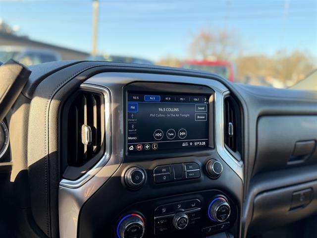 2022 Chevrolet Silverado 1500 4WD Crew Cab Short Bed LT with 2FL