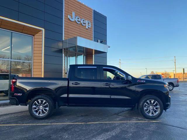 2021 Chevrolet Silverado 1500 4WD Crew Cab Short Bed RST