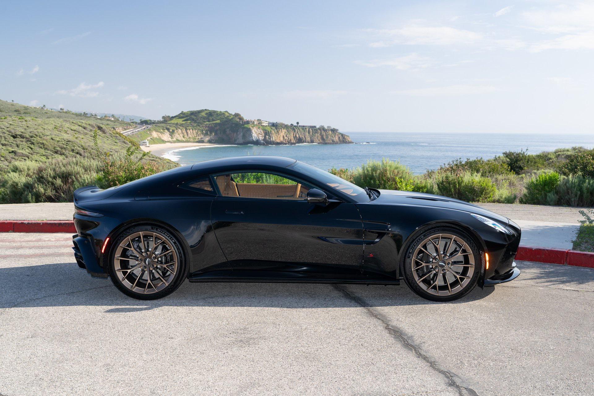 Aston Martin 2026 Vantage S 