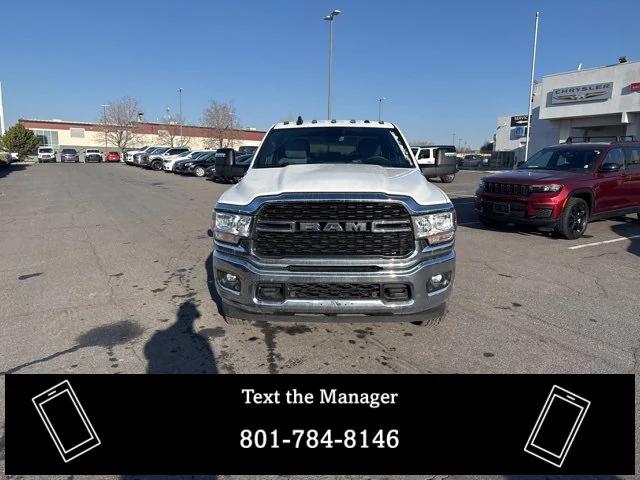 2023 RAM 3500 Big Horn Crew Cab 4x4 8 Box