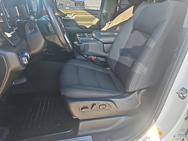 2022 GMC Sierra 1500 4WD Crew Cab Short Box Elevation