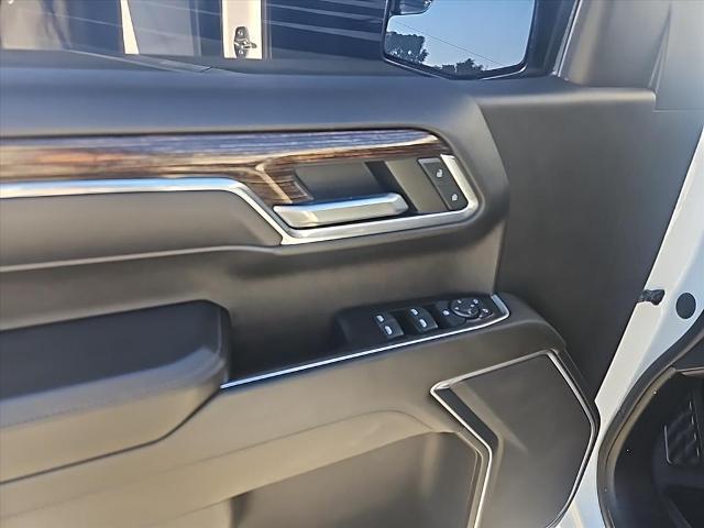 2022 GMC Sierra 1500 4WD Crew Cab Short Box Elevation