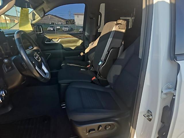 2022 GMC Sierra 1500 4WD Crew Cab Short Box Elevation