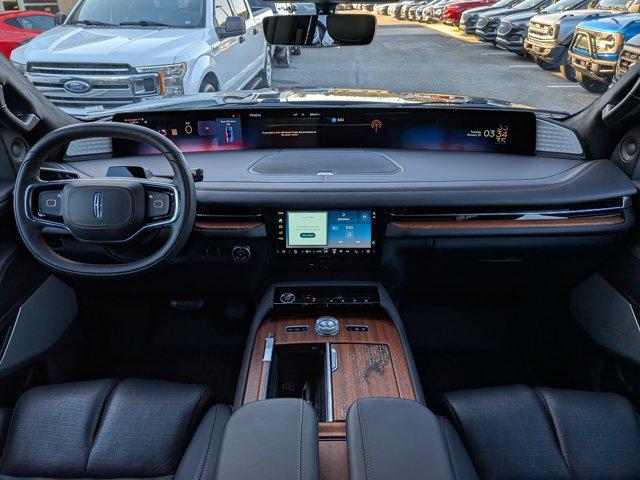 2025 Lincoln Navigator Black Label
