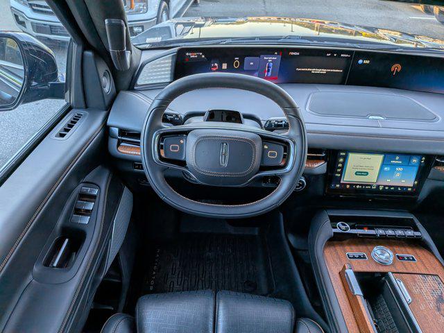 2025 Lincoln Navigator Black Label
