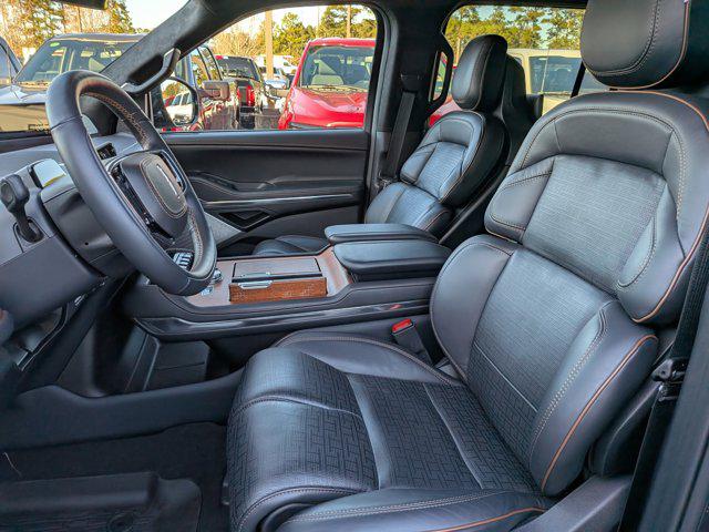 2025 Lincoln Navigator Black Label