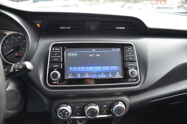 2022 Nissan Kicks S Xtronic CVT