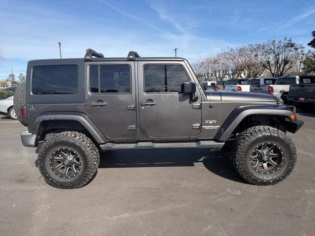 2016 Jeep Wrangler Unlimited Sahara