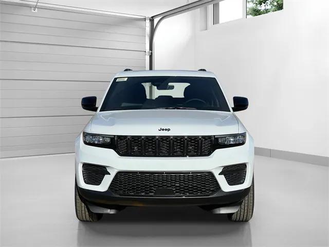 2025 Jeep Grand Cherokee Altitude X 4x4