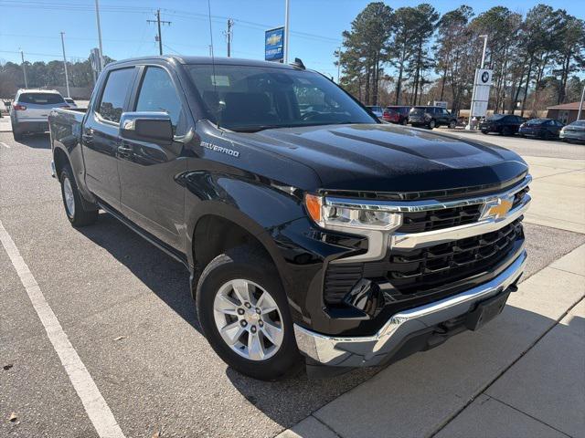 2025 Chevrolet Silverado 1500 4WD Crew Cab Standard Bed LT