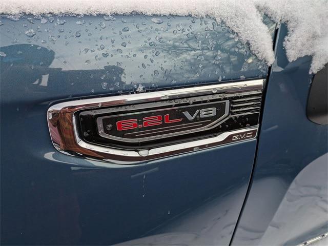 2024 GMC Sierra 1500 4WD Crew Cab Standard Box SLT