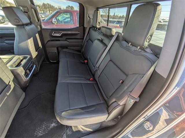 2024 GMC Sierra 1500 4WD Crew Cab Standard Box SLT