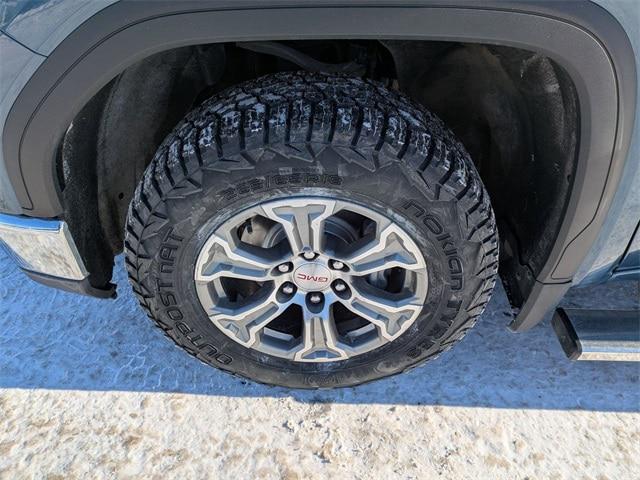 2024 GMC Sierra 1500 4WD Crew Cab Standard Box SLT